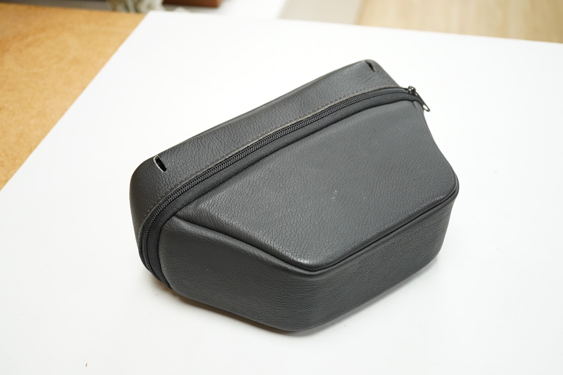 An RBT 3D X2 stereo camera, 35mm with full frame images, based on two KR-10M SLR's woth Aettl metering coupled with Tokina 28-70mm f3.5- 4.5 zoom lenses, in a fitted leatherette case